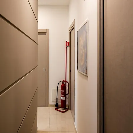 House Moni Apartment *