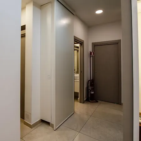 House Moni Apartment