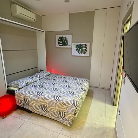 Apartment House Moni *