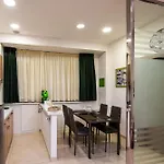 Lejlighed House Moni