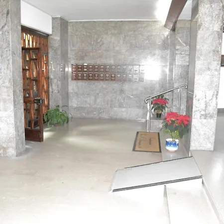 House Moni Appartamento
